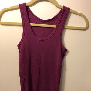 ALO Yoga tank top